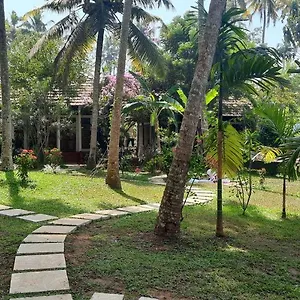 Doctors Ayurveda Heritage Gasthof Varkala
